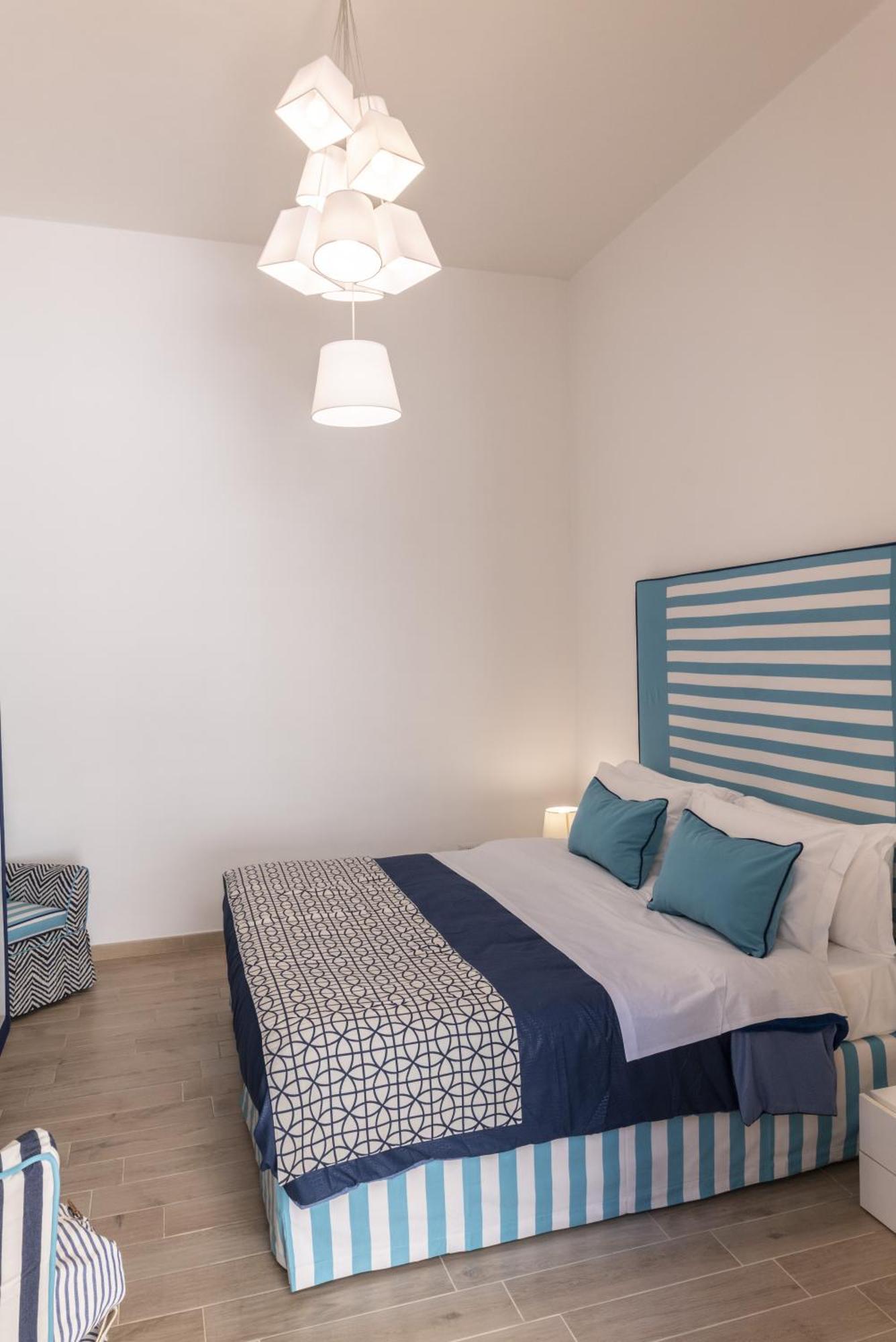 Mya Home Luxury Apartments 卡斯特拉玛雷帝斯达比亚 外观 照片